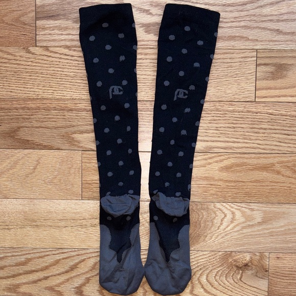 Pro Compression Socks - Picture 3 of 3